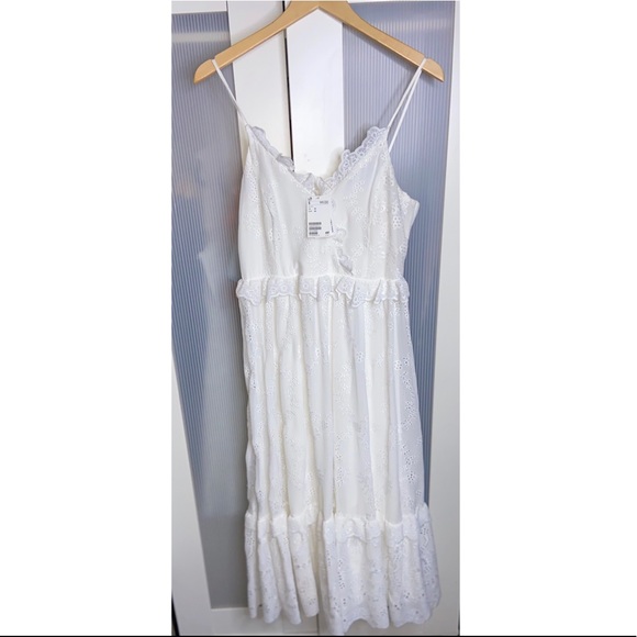 H&M New Elegant White Dress - Picture 2 of 2